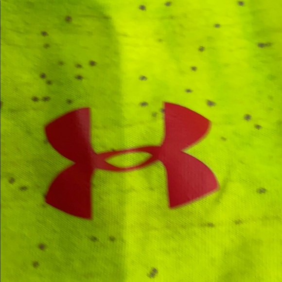 Under Armour tops size ym - Picture 9 of 9
